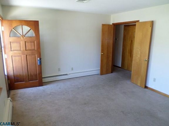 4th image of 386 Sherbrooke Dr