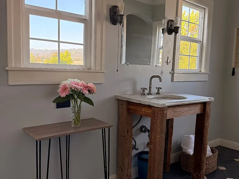 Spacious bathroom.