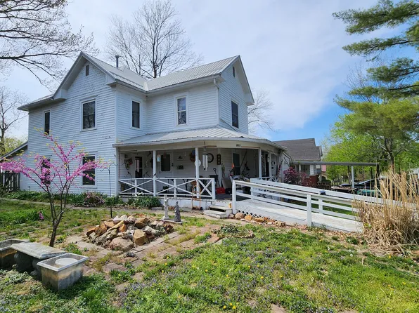 211 W Gracia Ave, Marceline, MO 64658