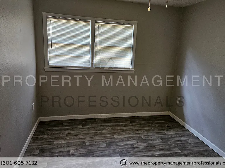 1324 Marydale Dr — Photo 15