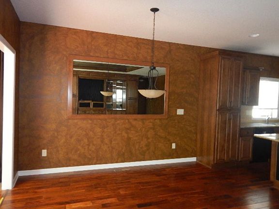 3rd image of 365 Brickyard Dr