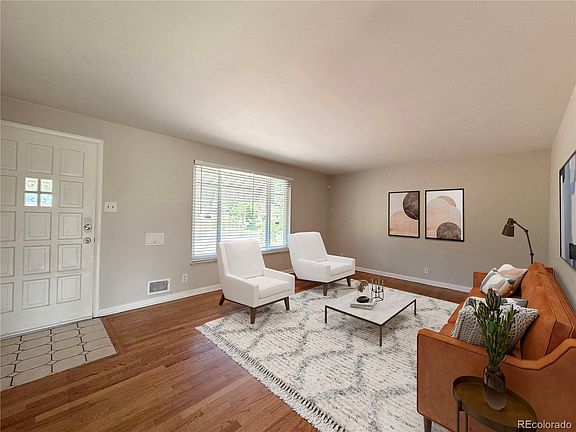 4th image of 442 Fulton Street