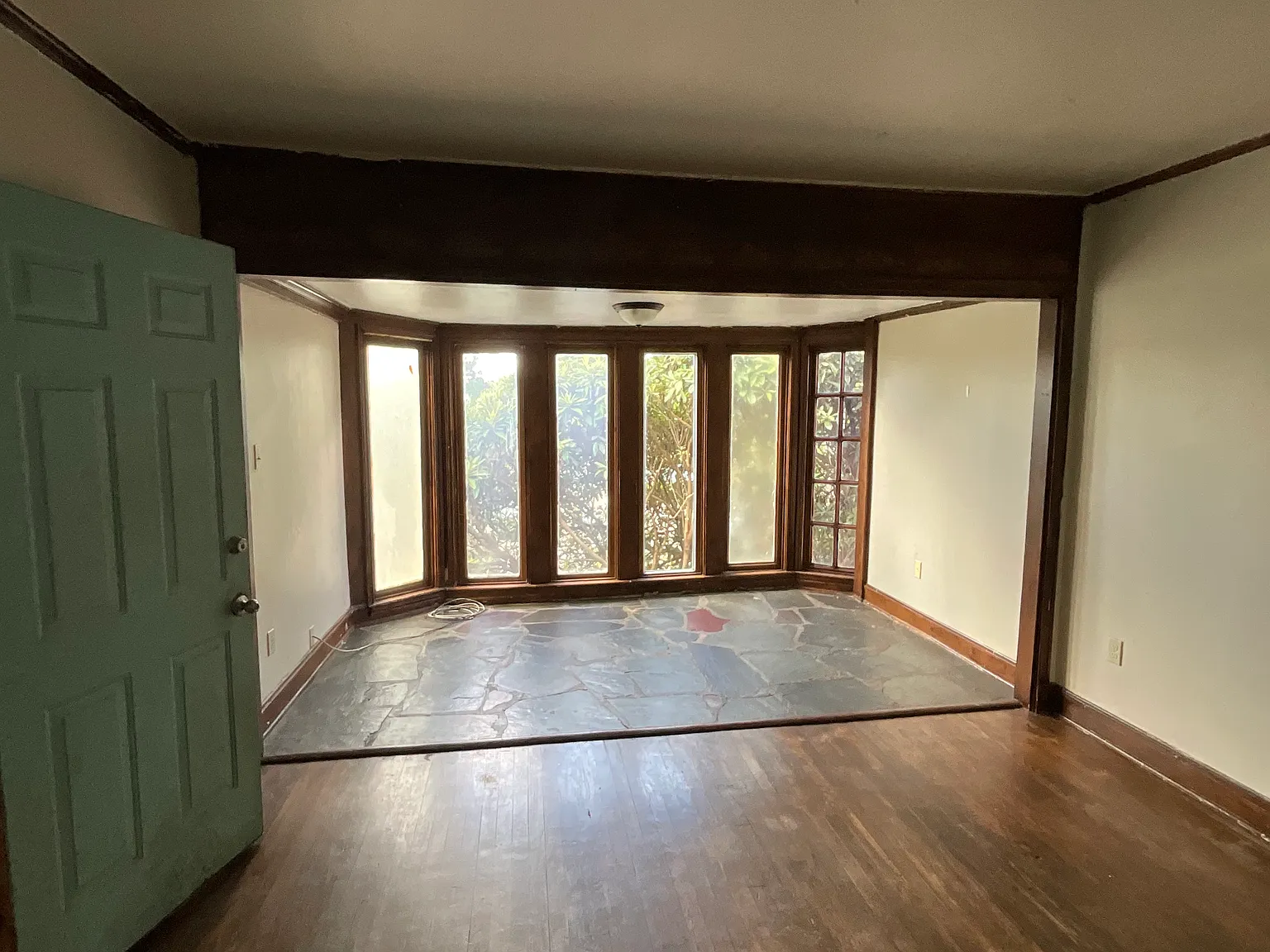 3 bed, $1,500 — Photo 4