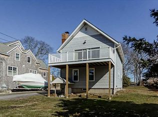 15 Harbour Island Rd, Narragansett, RI 02882