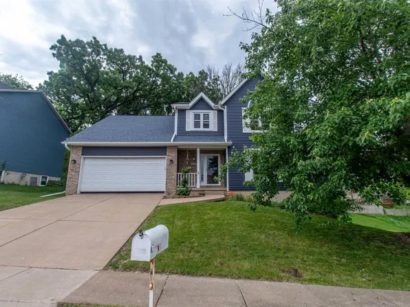 1329 W 51st St, Davenport, IA 52806
