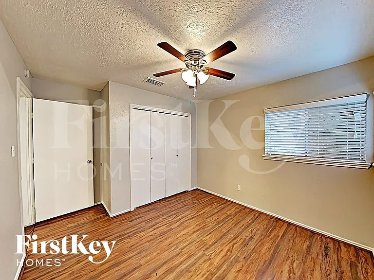 22914 Sherioaks Ln — Photo 8