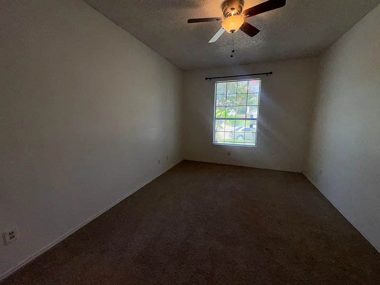 1012 Garden Trl — Photo 18