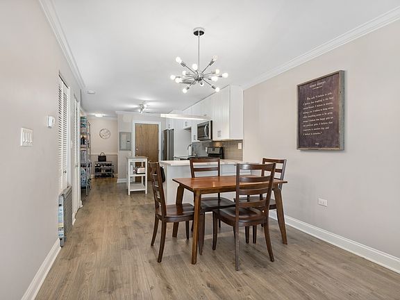 5th image of 1514 W Pratt Blvd APT 2A