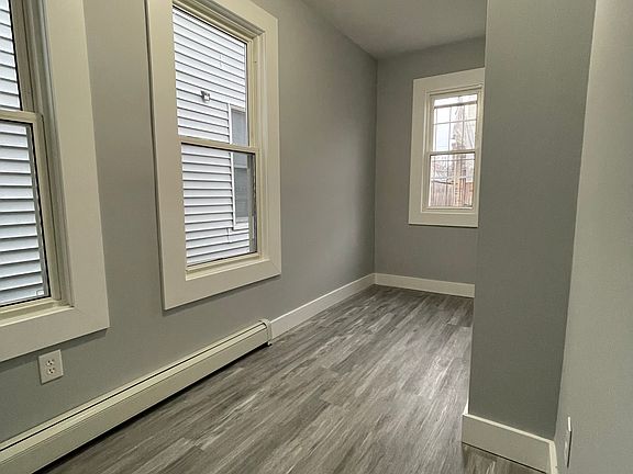 2nd image of 168 Fulton Ave #2