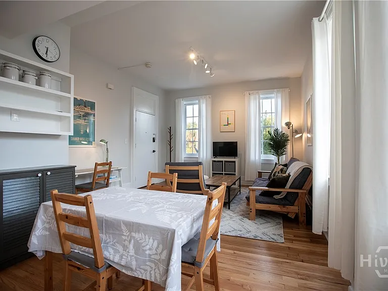 219 Abercorn St #F1 — Photo 3