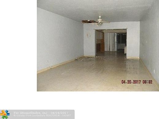 3rd image of 1861 NE 158th St