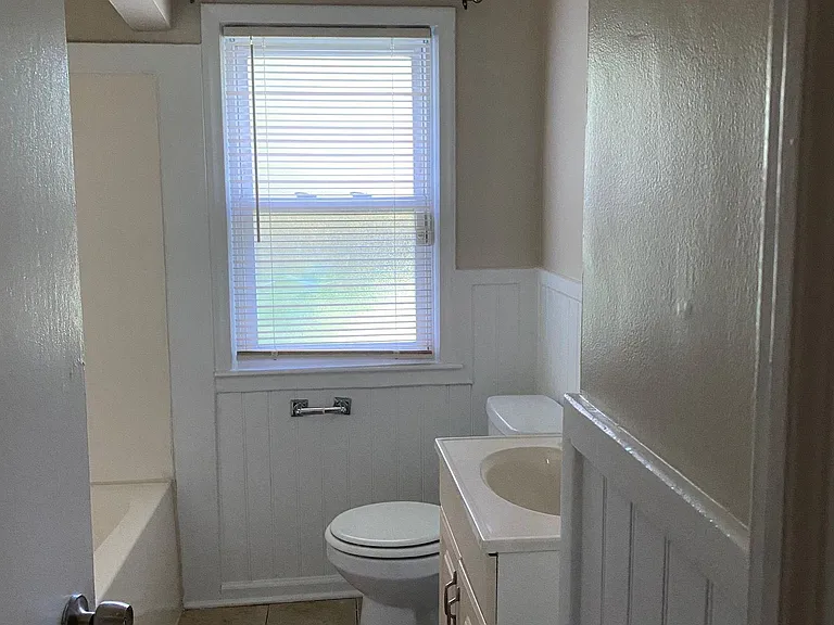 1711 Channing St — Photo 3