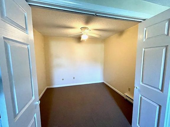 5th image of 242 Waterman Ave #13