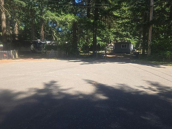 4th image of 16825 Nandina Ct SE