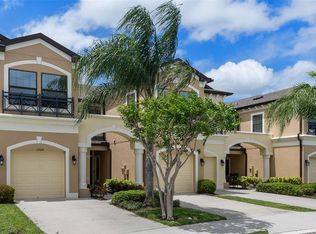 11504 Crowned Sparrow Ln, Tampa, FL 33626