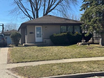 6925 N Darien STREET, Milwaukee, WI, 53209