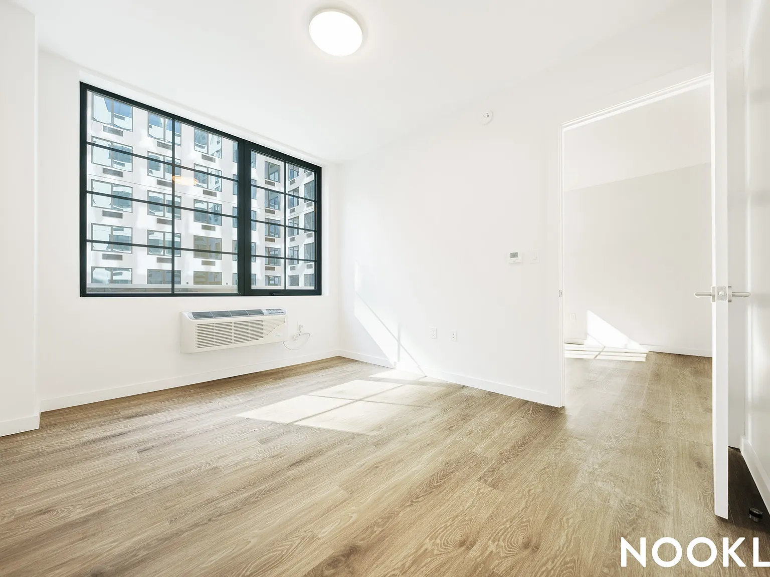 40 Bruckner Boulevard — Photo 1