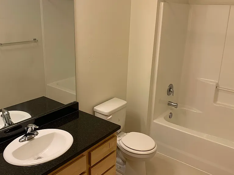 653 4th Ave N #315 — Photo 7