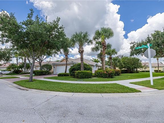 2nd image of 8502 SE Retreat Dr