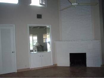 2nd image of 3324 NE 16th Ct