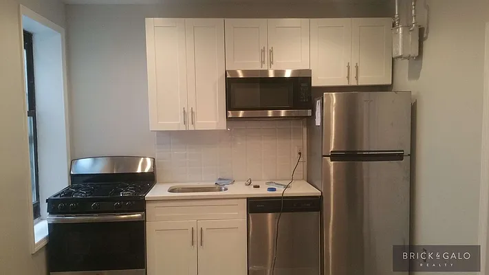 Rented by BRICK & GALO REALTY CORP | media 11