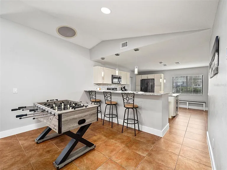 2 Cedar Ct — Photo 5