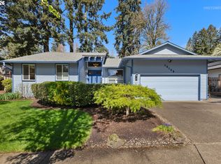 10145 SW Paulina Dr, Tualatin, OR