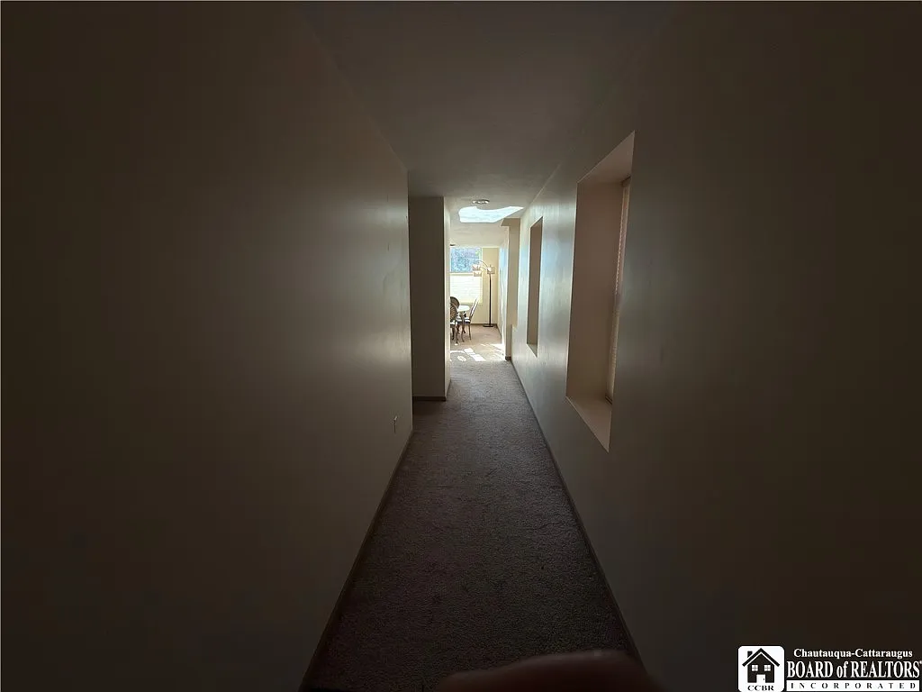 2 bed, 1.0 bath, 11230 sqft, $1,000 — Photo 2