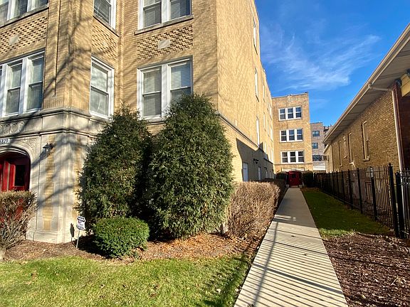 2nd image of 5827 N Paulina St APT 2W