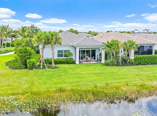 10075 Driftwood Way, Palm Beach Gardens, FL 33412