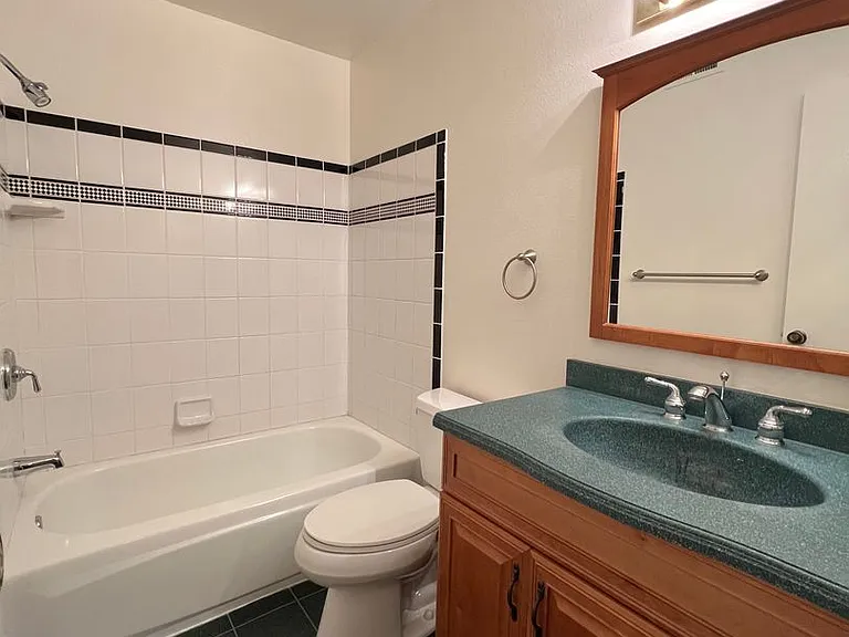 6418 Monteverde Ct — Photo 7