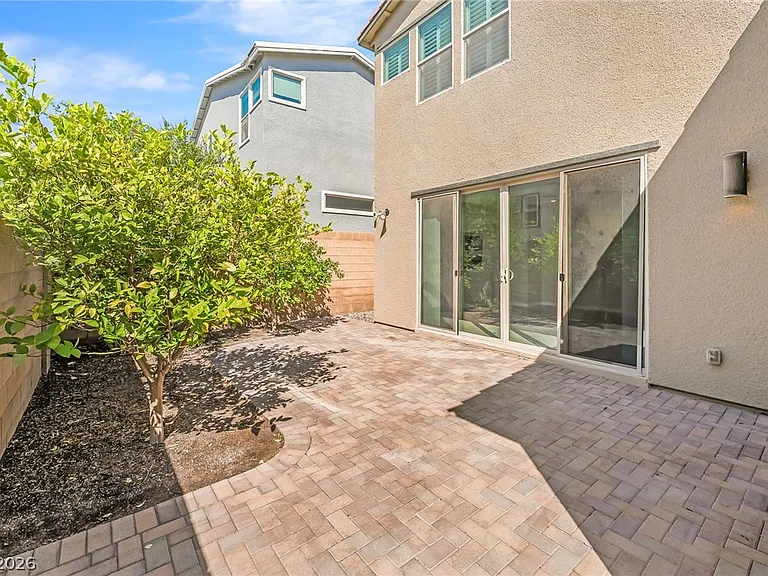 3354 Casalette Ln — Photo 18