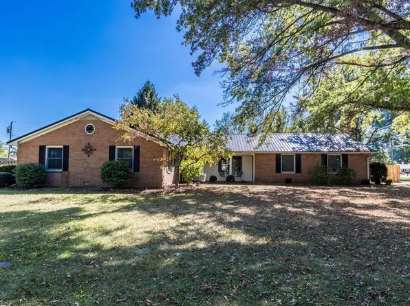 607 Old Orchard Ln, Connersville, IN 47331