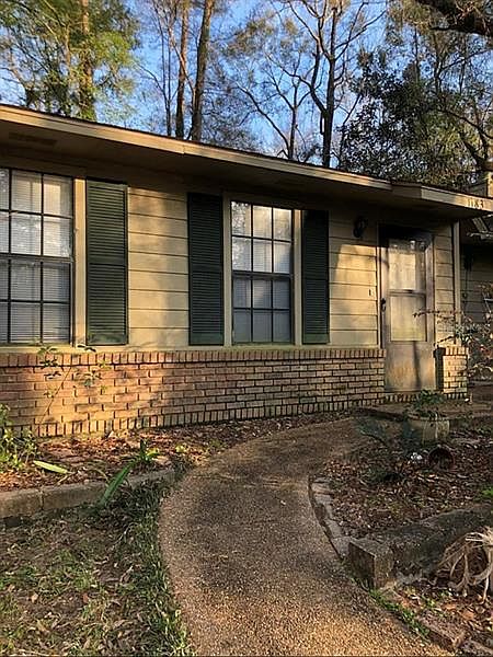 1st image of 1183 Brafforton Way