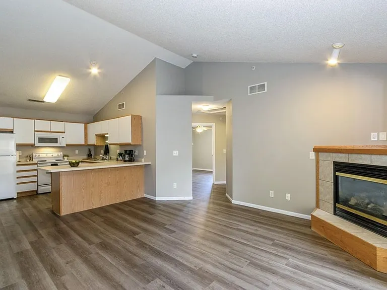 2867 Coral Ct #303 — Photo 24