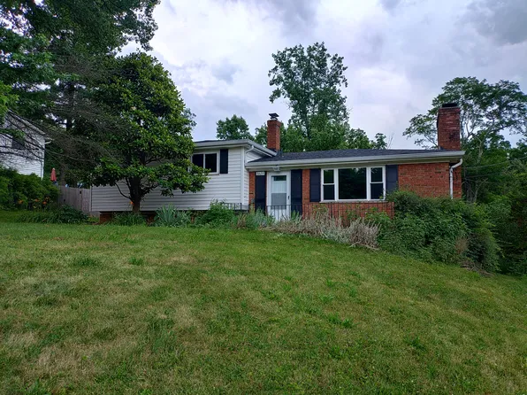 8629 Pastoral Ln, Cincinnati, OH 45244