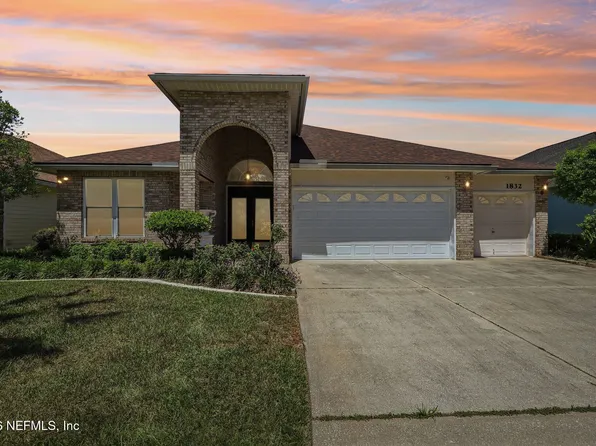 1832 CHATHAM VILLAGE Drive, Fleming Island, FL 32003