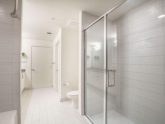 5th image of 999 SW 1st Ave APT 1715