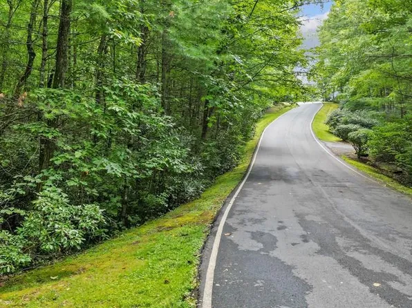 12 Staircase Falls Road, Sapphire, NC 28774