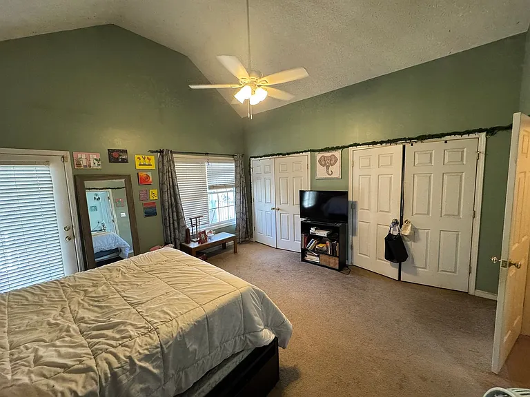 237 Wiltshire Dr — Photo 12