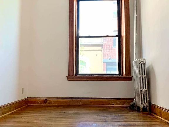3rd image of 166 W 107th St #1B