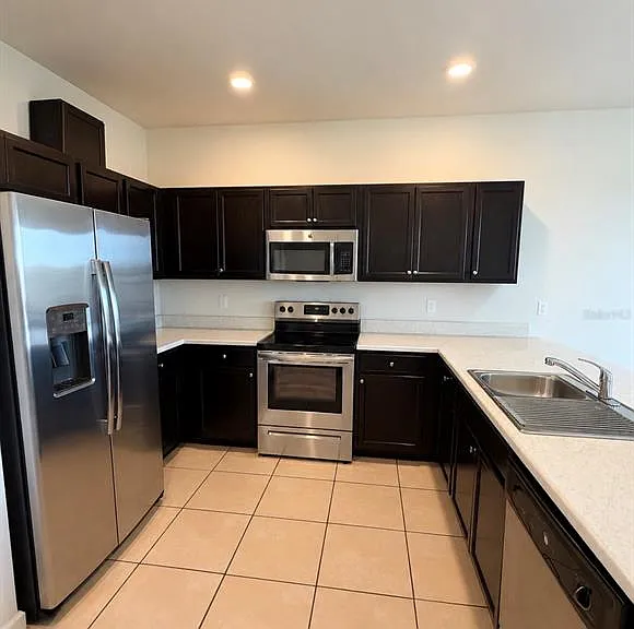 11553 SW 248th Ter — Photo 4