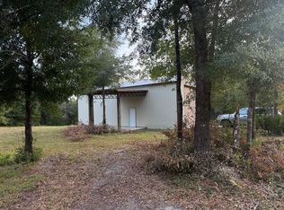 3896 McKinnon Bridge Rd, Ponce De Leon, FL 32455