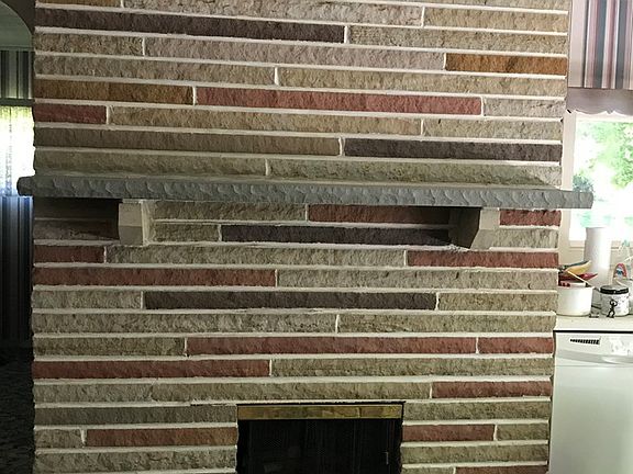 5th image of 2140 Pleasant Ave