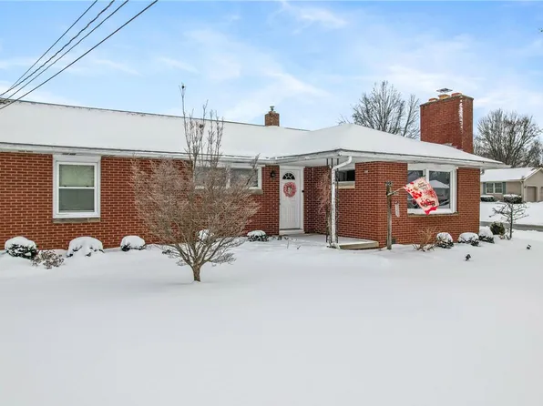 105 Easton Rd, Hermitage, PA 16148