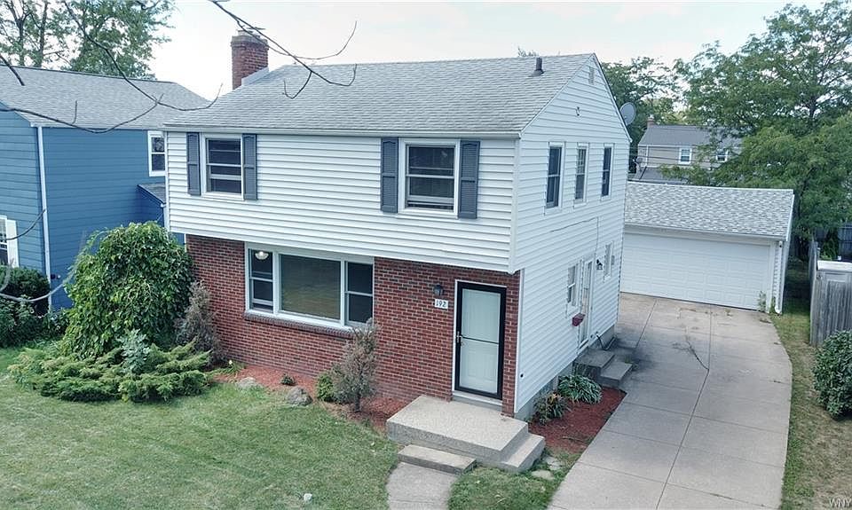 1st image of 192 Ashford Ave