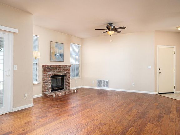 5th image of 109 Pascoe Ct