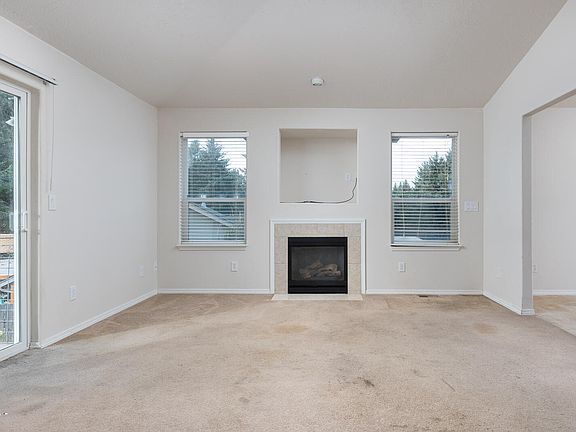 3rd image of 2492 NE 57th Ct