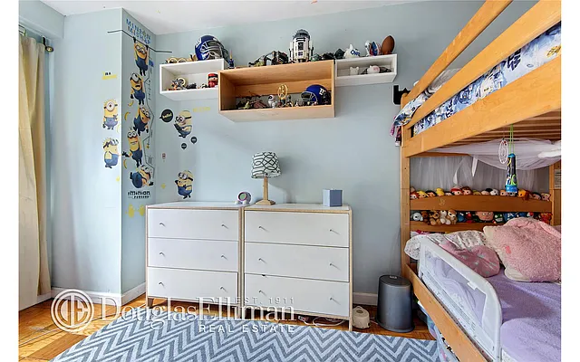 Sold by Douglas Elliman | media 19