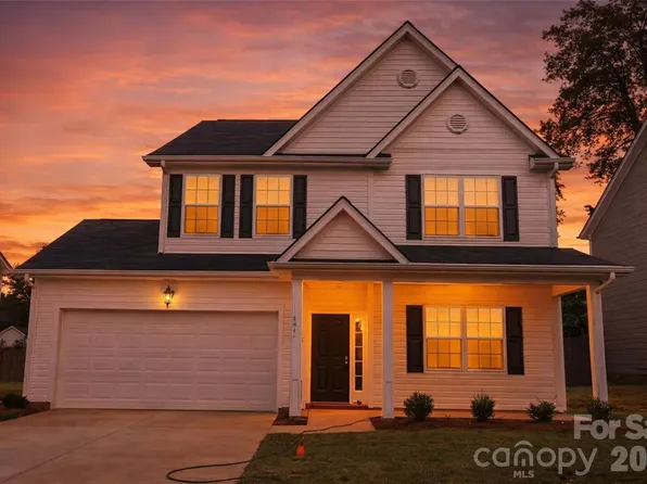 425 Laurel Fork Dr, Fort Mill, SC 29715